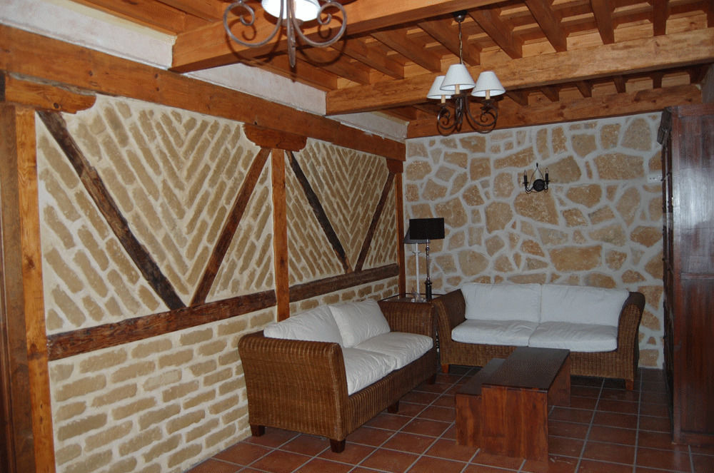 拉卡松纳德多尼亚佩特拉酒店 Villarmentero de Campos 外观 照片